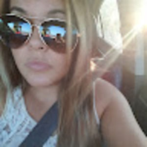 Meet your Posher, Melanie